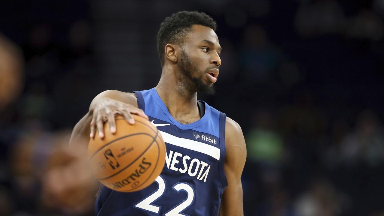 球越过水面 球越过水面