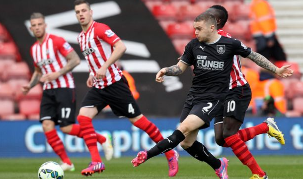 控球方将边 控球方将边